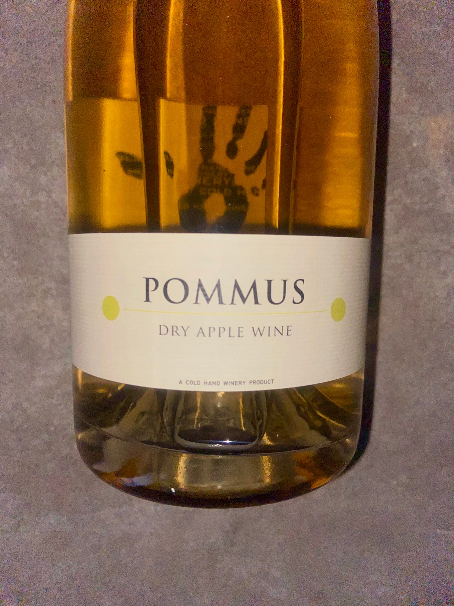 Cold Hand Winery, Pommus